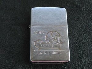 【シブい逸品に】 ZIPPO 2002年 ドイツ マンローランド社 企業物・販促 印刷機 1845 MAN Roland インク 輪転機 出版 【育ってほしい！】 