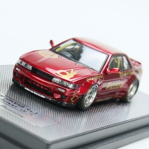 Inno 1/64スケール silavia s13 (v2) パンモデムrocketバニーレッドメタリック合金車モデル