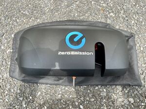日産リーフ 純正 オプション ポートカバー Zero Emission 本体 充電ポートカバー リーフ ZE0 車用 日産 NISSAN いたずら防止