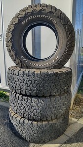 275/70R16 BF Goodrich ALL-TERRAIN T/A KO2 ビーエフグッドリッチ オールテレーン ランクル ハイラックス 山梨 交換作業可能 良品 バリ山