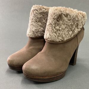 a23♪ UGG アグ ショートブーツ チャンキーソール ダンディライオン グレーベージュ ブーティ 24cm レディース 女性用