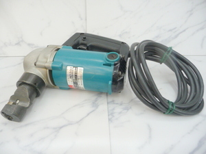 ☆makita マキタ ニブラ JN3200 100V 鉄板切断　曲線カット 軟鋼板 3.2mm ステンレス 2.5mm 中古 動作品(A8304)