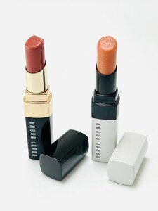 【送料込】BOBBI BROWN　ボビィブラウン　リップ2本セット　7.5cm　黒:31/白:LO2　コスメ　メイク　口紅　リップ　お出掛け　6447049