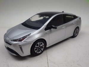 207【S.R】非売・展示品 TOYOTA 4代目プリウス 後期 PRIUS カラーサンプル シルバーメタリック 箱無 香川発