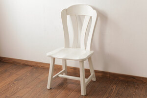 R-035109 中古輸入家具　オランダ製　さわやかなホワイトカラーのダイニングチェア(椅子)