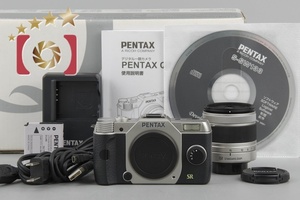 【中古】PENTAX ペンタックス Q7 ズームレンズキット シルバー シャッター回数僅少 元箱付き