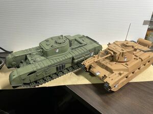 ガールズ&パンツァー　1/35 チャーチル　マチルダ　聖グロリアーナ　完成品　塗装