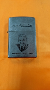 ZI020 中古品　ZIPPO ジッポー ジョージ・G・ブレイズデル FOUNDED ZIPPO 1932 ジッポー創業者 2001年製