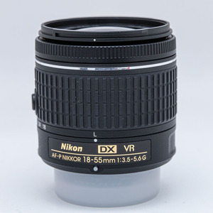 Nikon AF-P DX 18-55mm F3.5-5.6 G VR　【管理番号007824】