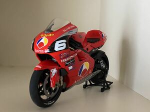 完成品 1/12 YZR500 01年仕様 阿部典史 ノリック ANTENA3 ヤマハ Motogp ロッシ マルケス ペドロサ ストーナー NSR500 RC213V YZR-M1