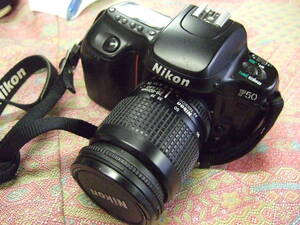 NIKONカメラ　ニコンF50+AFNIKKOR28-80ｍｍ　1:3.5-5.6Dレンズ