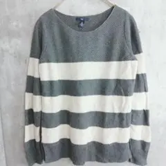 【GAP】グレー×白のシンプルボーダーニットトップス　S