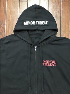 マイナースレット ＭＩＮＯＲ ＴＨＲＥＡＴ フルジップ パーカ 黒 ブラック ビッグサイズ ビッグシルエット パンク ロック バンド