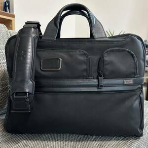 TUMI トゥミ アルファ3 ビジネスバッグ ブリーフケース　ブラック 2WAY ショルダー　pcケース付き117302-1041 02603114D3 バリスティック