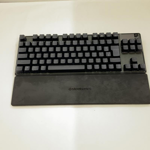 【中古】SteelSeries 64861 Apex Pro TKL 有線テンキーレスゲーミングキーボード[240010446286]