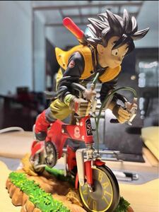 値段交渉可能　ドラゴンボール　DRAGON BALL 孫悟空　PVC製　21cm フィギュア