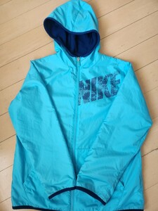 ☆NIKE　ナイキ　リバーシブルジャンパー　フリース　L　155☆