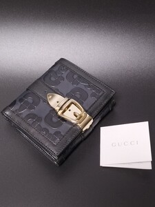 GUCCI　グッチ　二つ折り財布　美品　クリスマス　プレゼント　誕生日　記念日　超希少　ブラック　黒