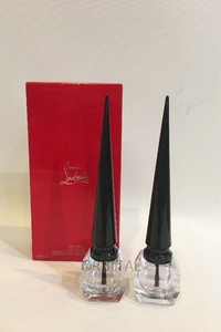 二子玉)Christian Louboutin クリスチャンルブタン 未使用 ララック ラベース＆ルトップコート 定価10,560円 ネイルカラー 2本