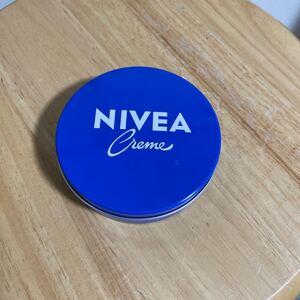 ★ニベアクリーム★青缶★NIVEA★169g★