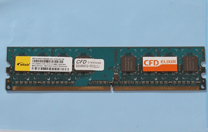 CFD Elixir　PC2-6400U-555-12-D1 512MB DDR-800 / 102C