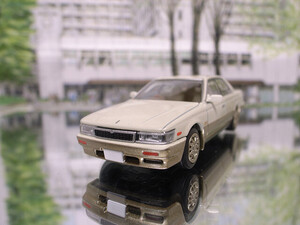 TOMYTEC / TLV 1/64 LV-N238b 日産 ローレル ツインカム24Vターボ メダリスト クラブＬ (89年式) 希少美品