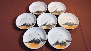 古伊万里　伊万里　色絵　富士山の図　富士山　菓子皿　豆皿　蔵出し　７客