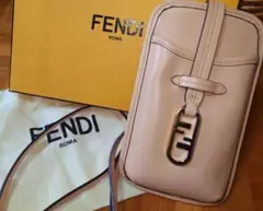 【人気色】FENDI フォンポーチ ピンク