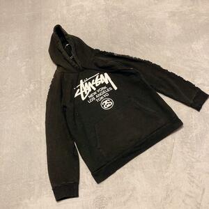 【Stussy】ステューシー(2) ロゴプリント フード付き パーカー トップス ブラック　フーディ