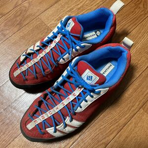 adidas アディダス　スニーカー　27.5cm