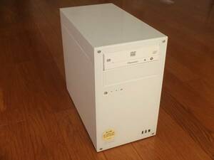 自作デスクットップPC　　ホームサーバー仕様　　美品ジャンク扱い　電源ケーブル無し