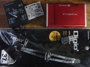  finepix Z1 XDピクチャーズカード　512MB　XD→USB変換コンバート　純正充電池（NP-40）互換充電器　付属　　　中古超美品・正常動作品