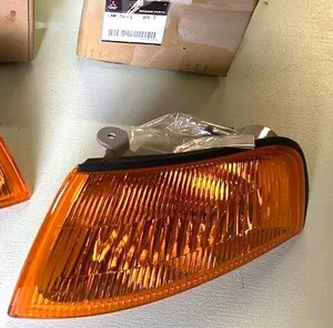 ★新品 三菱 CP9A ランサーエボリューション ランエボ エボ5 6 Ⅴ Ⅵ 純正 フロント コーナーランプ 左 MITSUBISHI front corner lamp LH