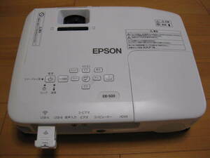 EPSON プロジェクタ- EB-S03 ・無線ラン付・美品