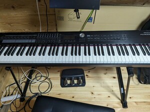 Roland ローランド 電子ピアノ ステージピアノ　RD-2000 美品 KS-G8B RPU-3 ピアノ用椅子　セット