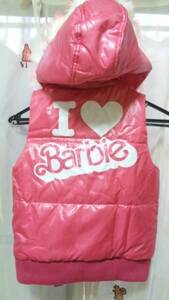 新品　Barbie バービー　 ダウン調　ファーフード付　ベスト　120 中綿ベスト　ピンク　ロゴ