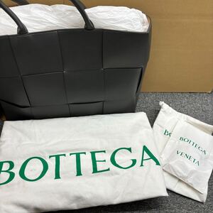 611◎1円スタート◎BOTTEGA VENETA ボッテガヴェネタ ラージ アルコ トートバッグ ハンドバッグ グレー レディース メンズ 【148979】