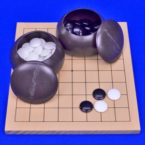 囲碁セット　木製9路盤セット（プラ碁石椿・碁笥付）【囲碁将棋専門店の将碁屋】