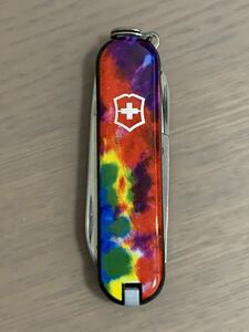 限定　未使用　ビクトリノックス　クラシック　SD Victorinox classic マルチツール TIE DYE RED