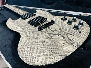 超目玉特価品！！★SPEAR GUITAR Phalanx Snake Bite！！★抜群のデザイン限定1本入荷！！