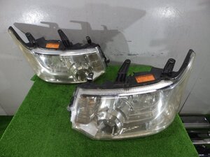 242554 H23年 デリカＤ５(CV2W) 純正 左右ヘッドライト ディスチャージ/HID/キセノン 100-87918 [3C404]