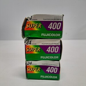 ★未開封 FUJIFILM 富士フイルム FUJICOLOR フジカラー SUPER 400 24枚撮×3本セット まとめて カメラ フィルム 期限切れ★