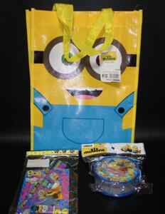 送料無料　３点セットで！ ミニオンズ Minions ミニオン レッスンバック メモ帳 コインケース 新品 未使用品 迅速発送 丁寧梱包 同梱歓迎