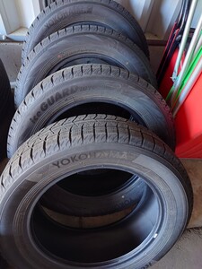 札幌　スタッドレス　4本　215/60R17　アイスガード7　IG70　1冬使用 