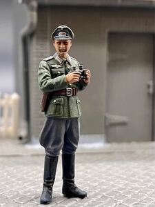 戦車模型 完成品 タミヤ 1/35 ドイツ軍 「双眼鏡を持つ士官」