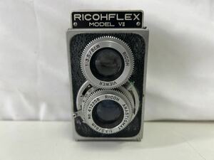 【ジャンク品】RICOHFLEX　リコーフレックス　MODEL Ⅶ　二眼レフ　1:3.5　8㎝　フィルムカメラ【38030】