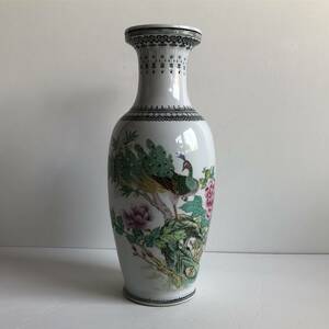 景徳鎮　花瓶　高さ約30.6cm