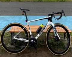 ロードバイク GIANT DEFY Advanced カーボン フレーム