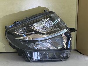 LA650S タントカスタム 右ヘッドライト Koito 100-69075 LED#3411