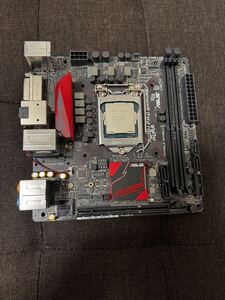 ASUS マザーボード　LGA1151 B150i PRO GAMING/AURA CPU CORE i7-7700付　ジャンク